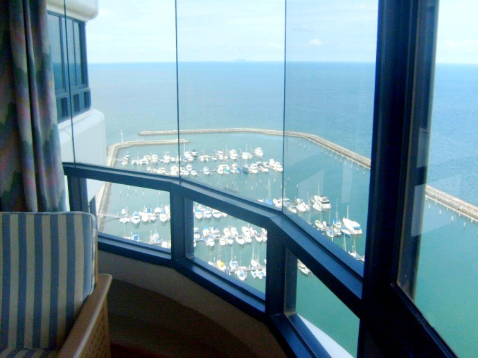3 Bedrooms Sea-view Condo for Sale and Rent
