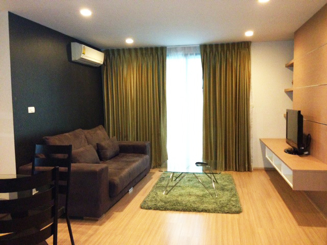 Pool View 2 Bedrooms Condo for Rent in Center Pattaya
