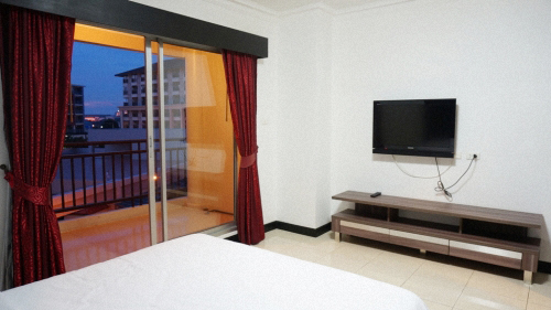 2 Bedrooms Condo for Rent Central Pattaya