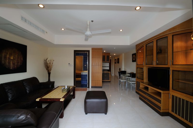 Large 1 Bedroom Apartment for Rent in Jomtien Pattaya