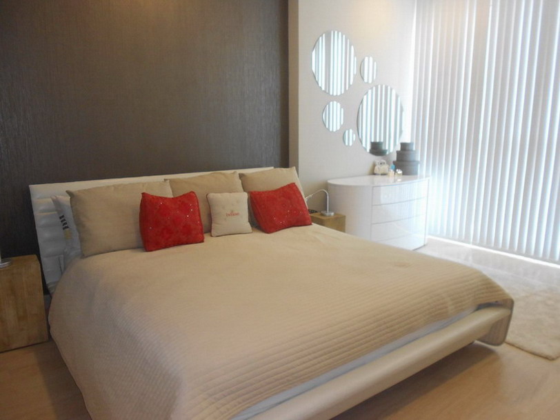Beachfront 3-Bedrooms Condo for Rent in Jomtien Beach Rd.