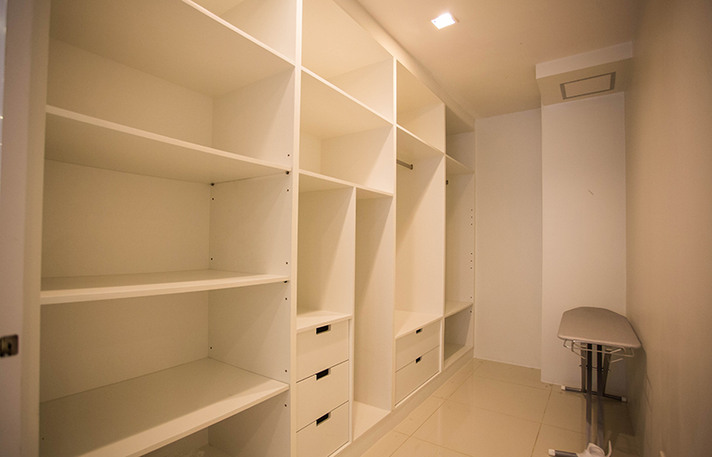2 Bedrooms Condo for Rent on Pratumnak Hill