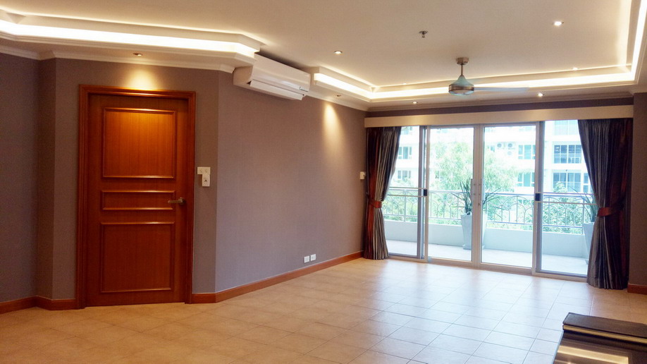 Large *New Renovate* Nordic Terrace Condo For Sale on Pratumnak Hill Pattaya
