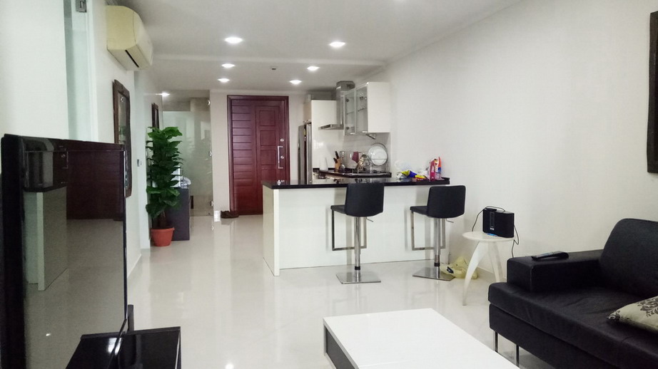 Sea View 2 Bedrooms Condo for Rent in Wongamat Beach
