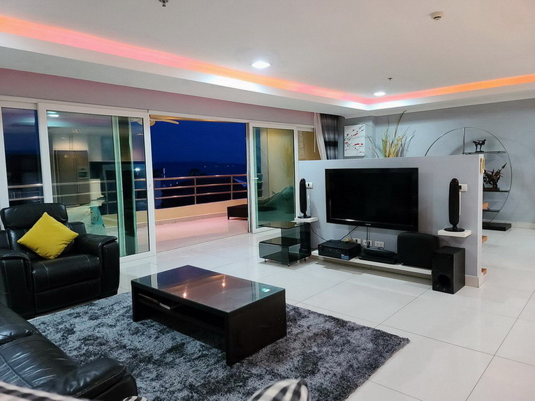 Modern Condo for Sale Rent on Pratumnak Hill Pattaya