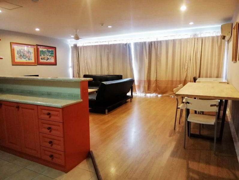 Large 2 Bedrooms Condo For Rent Jomtien Beach, Pattaya