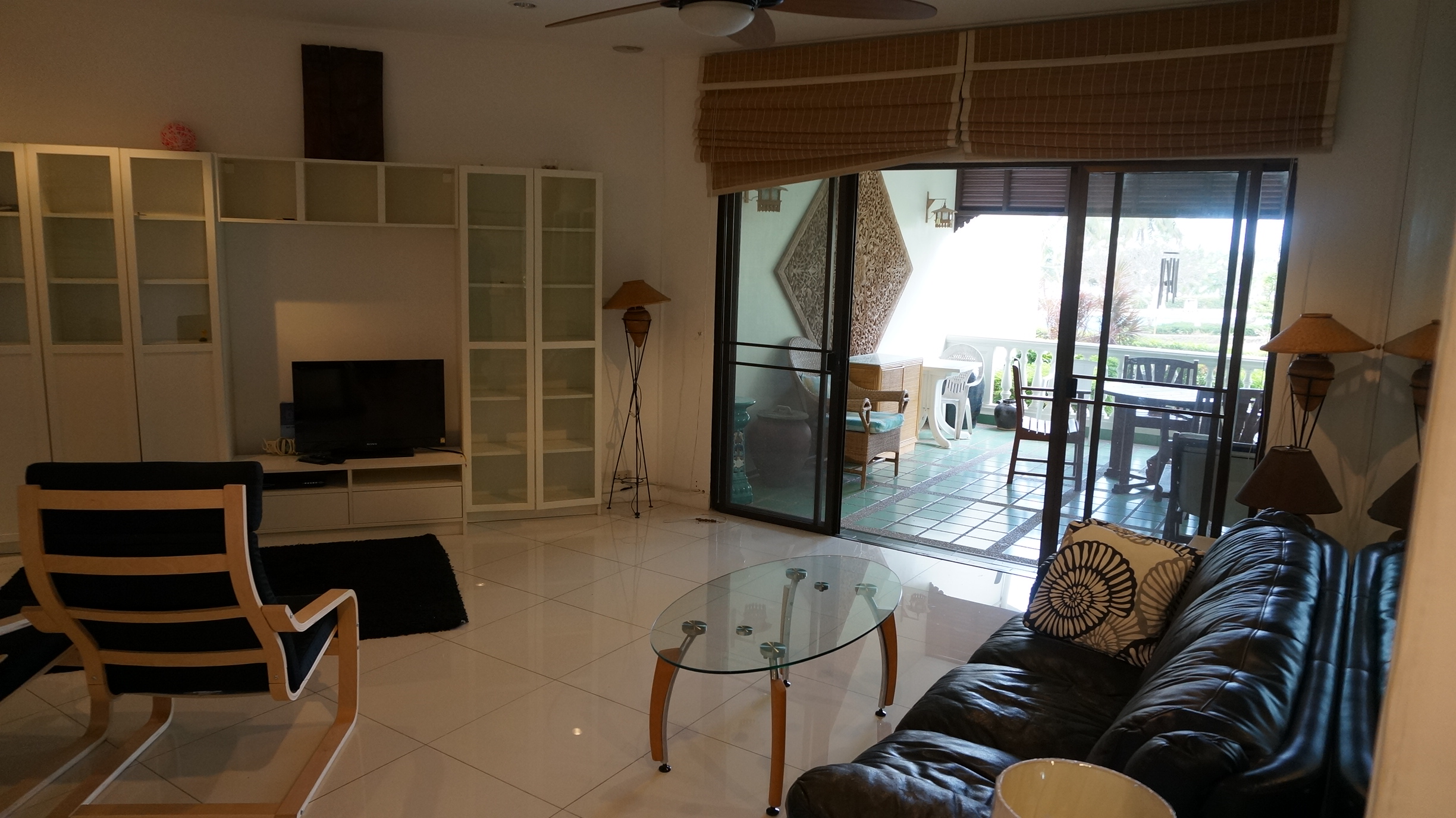 Beachfront 2 Bedrooms Condominium For Sale and Rent in Na Jomtien
