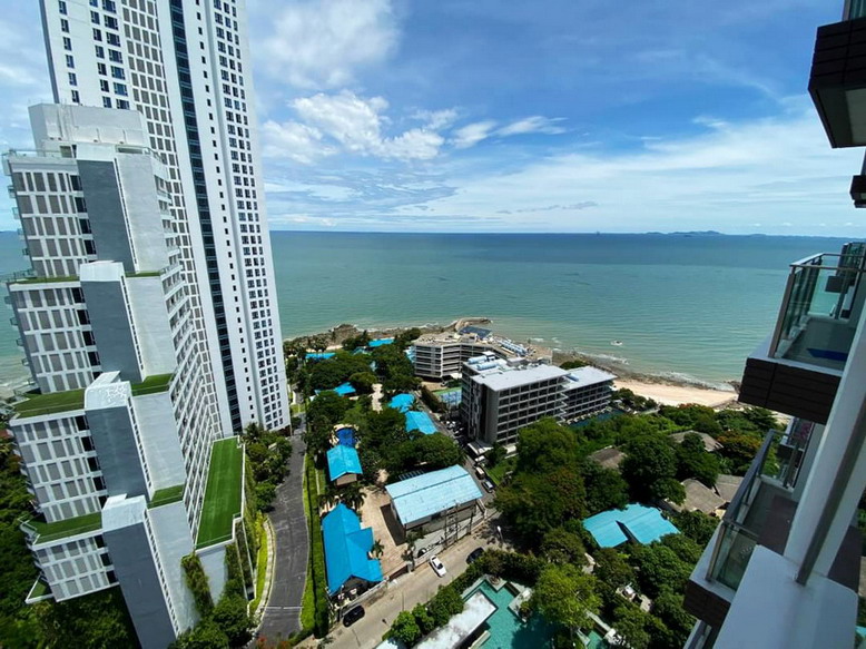 Sea View 2 Bedrooms For Rent Wong Amat Beach Pattaya