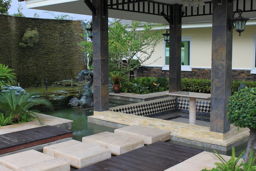 Luxury House for sale in Baan Amphore