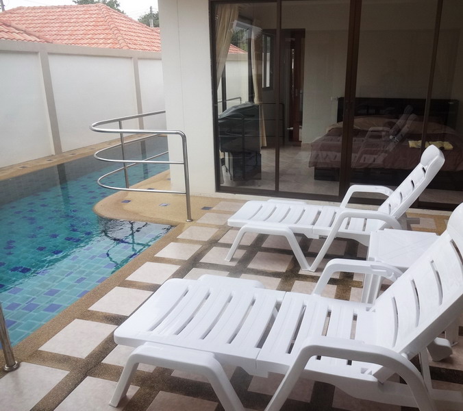 House With Private Pool for Rent