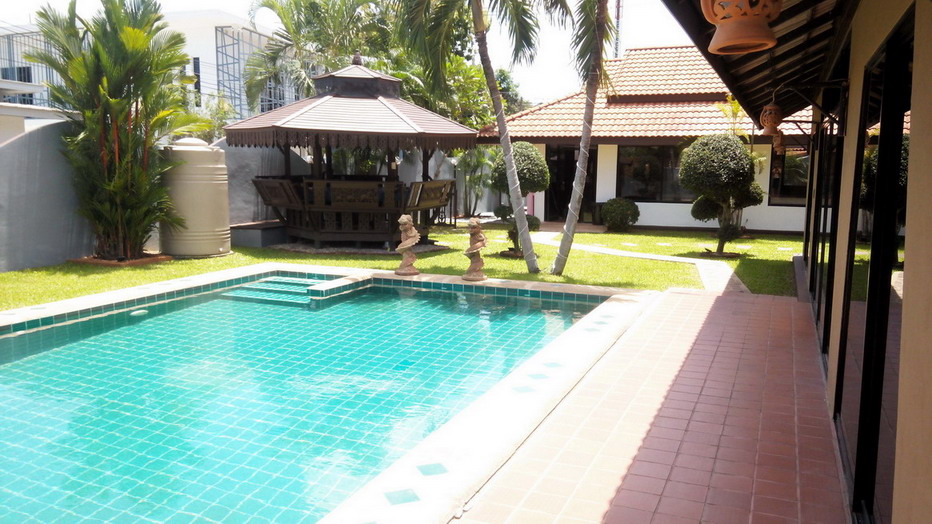 Private Pool House for Rent in East Pattaya