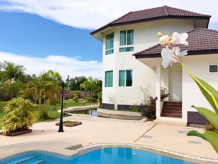 Pool Villa for Sale and Rent Na Jomtien