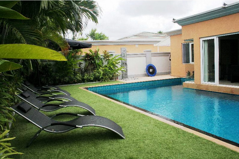 A Stunning Pool Villa for Rent in Pattaya