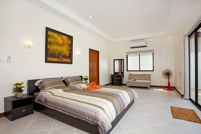 2 Bedroom Villa For Rent at Pratumnak