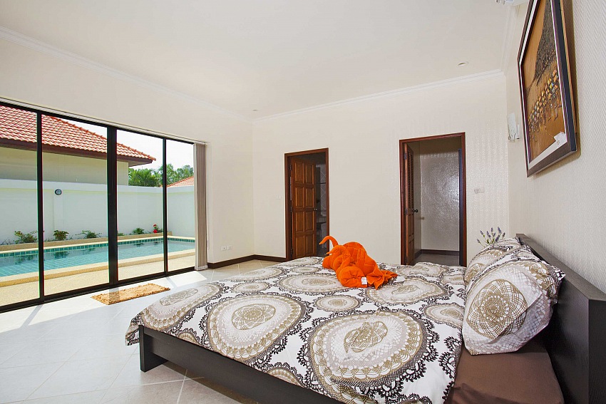 2 Bedroom Villa For Rent at Pratumnak