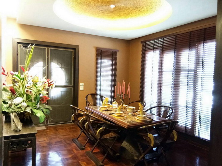 Nice House For Sale in East Pattaya