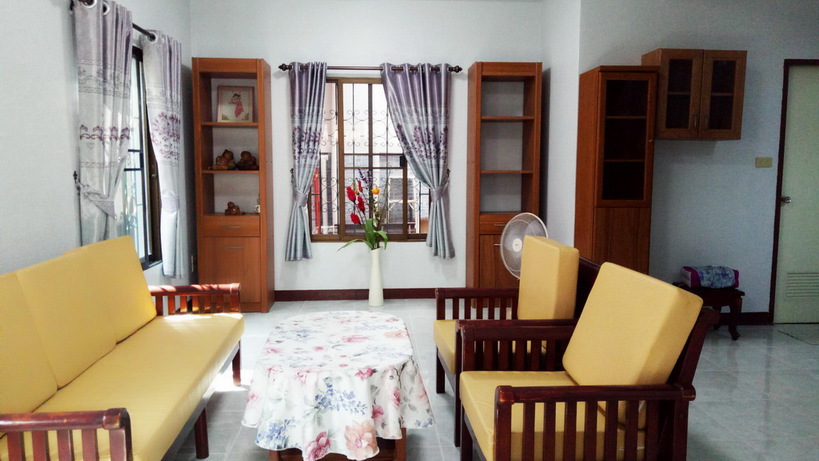 2 Story House for Sale and Rent in East Pattaya