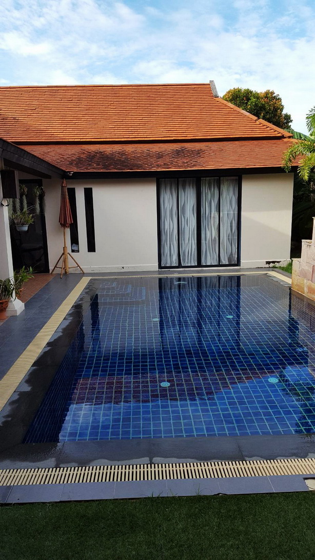 Lovely Family Home 4 Bedrooms Thai Bali House for Sale and Rent in East Pattaya