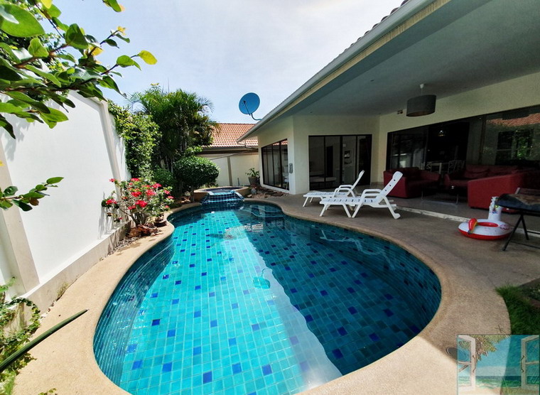 Pool Villa for Rent on Pratumnak Hill, Pattaya