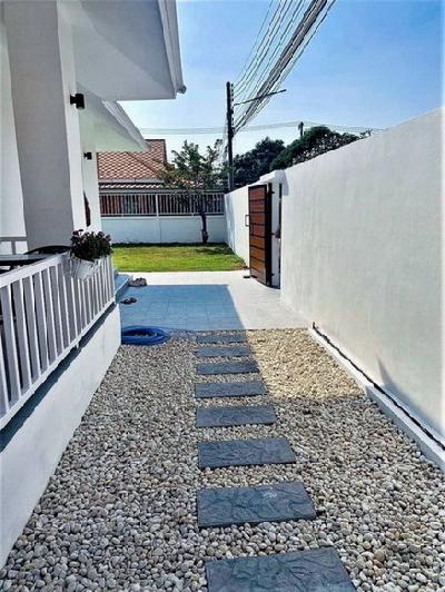 Lovely House for Sale at East Pattaya