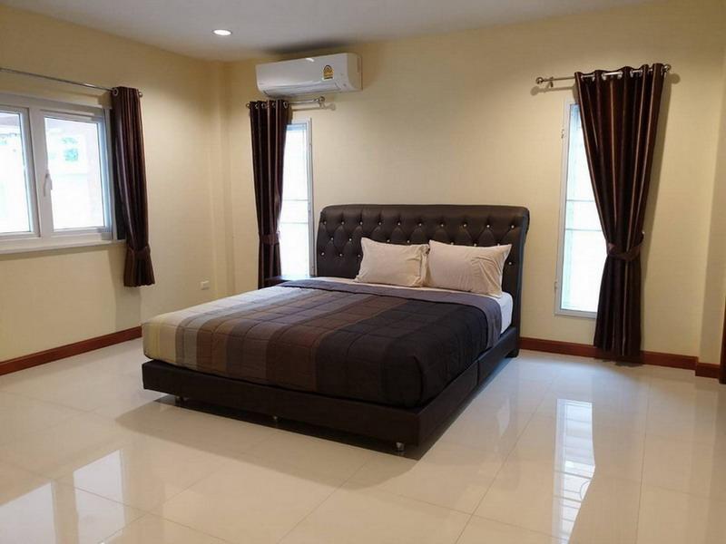 5 Bedrooms Pool Villa For Rent in Soi Khao Talo, Pattaya