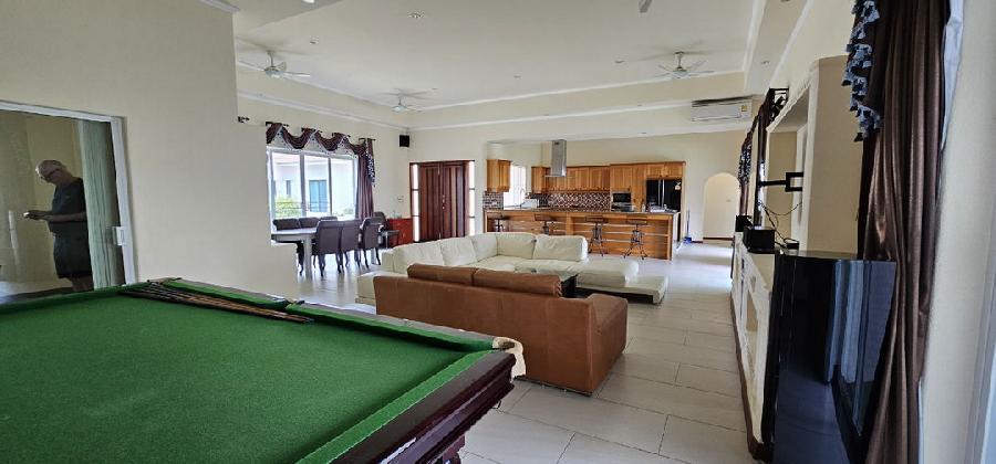 Luxury Home with Pool for For Sale and Rent, Pattaya