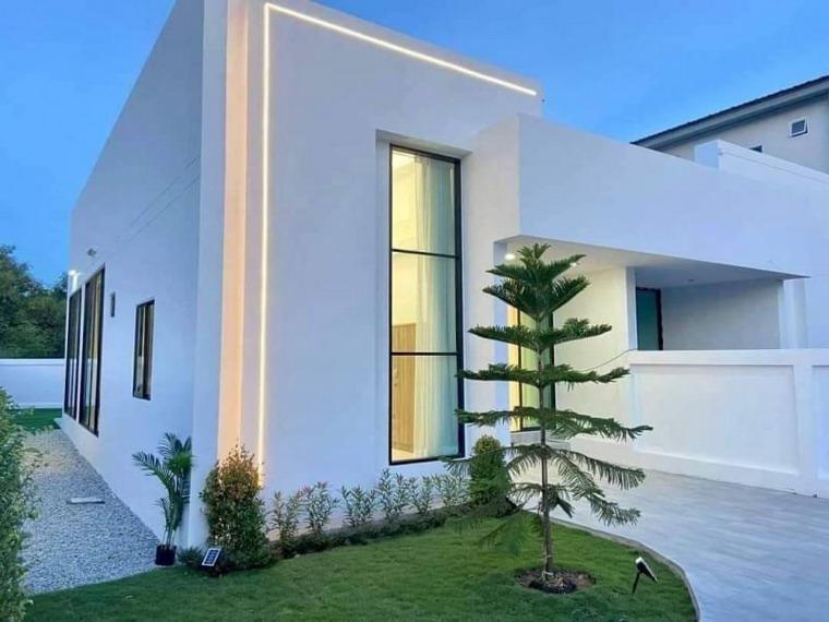New Project Twin house in modern style for Sale at Huay Yai Pattaya