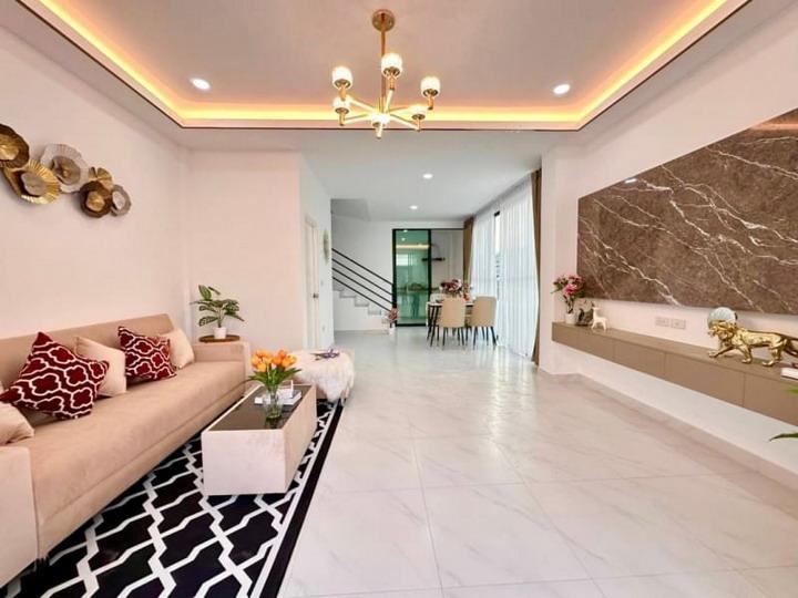 New Townhome European Style for Sale in Pattaya
